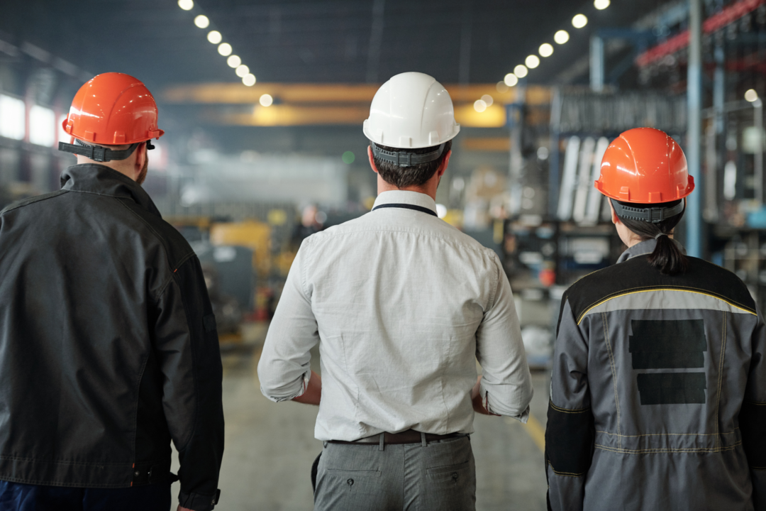 Manufacturing Leadership Challenges: How Leaders Build Alignment and Stronger Organizations